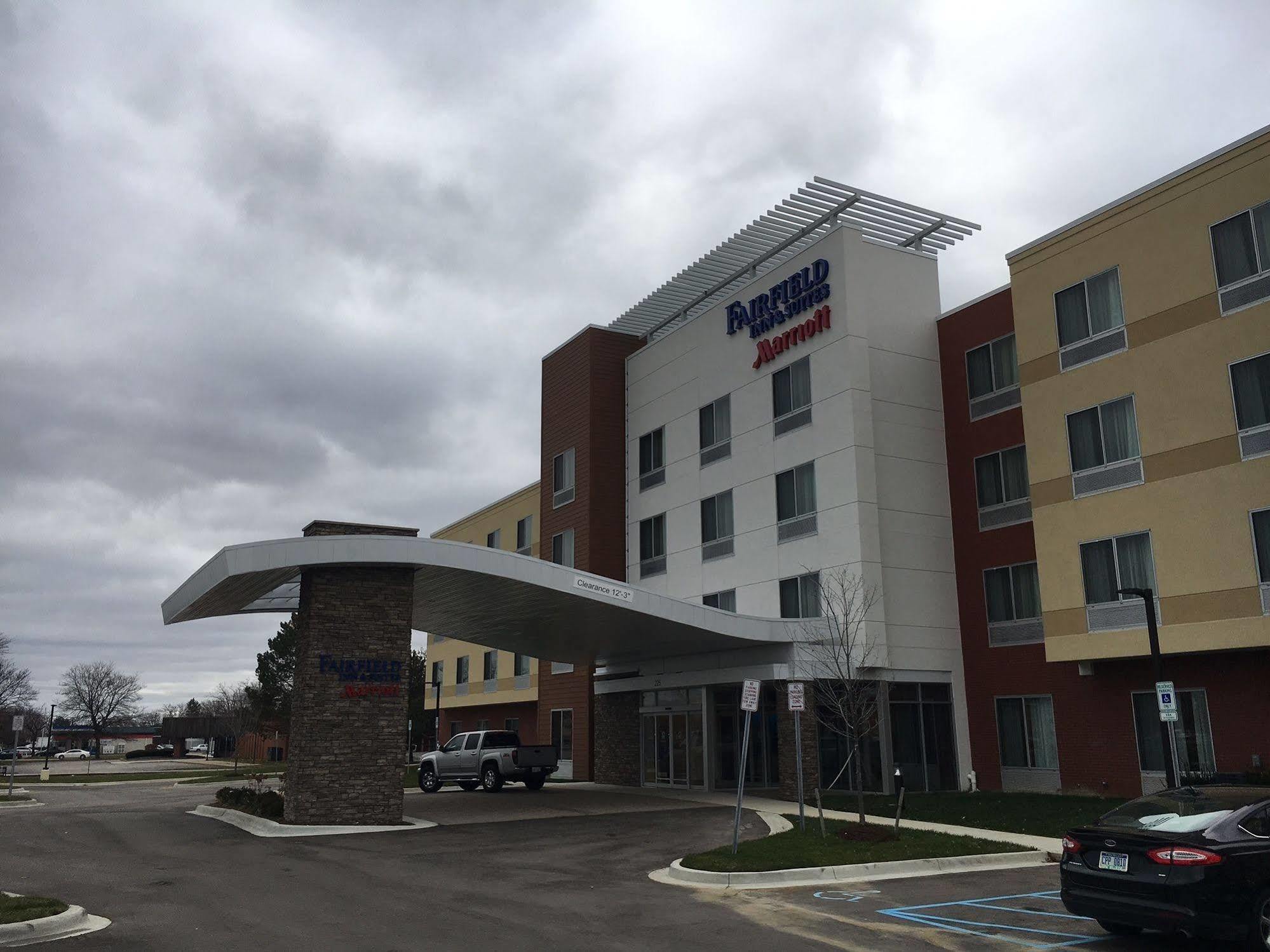 Fairfield Inn & Suites By Marriott Detroit Troy Exterior foto